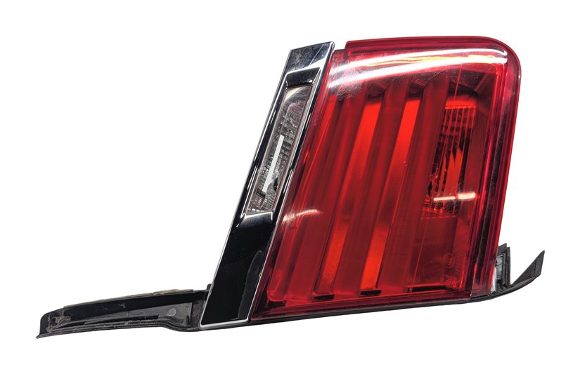 Thumbnail 3: 09-12 BMW 740i 750i 760i B7 (F01) REAR LEFT INNER TRUNK LID TAILLIGHT LIGHT LAMP