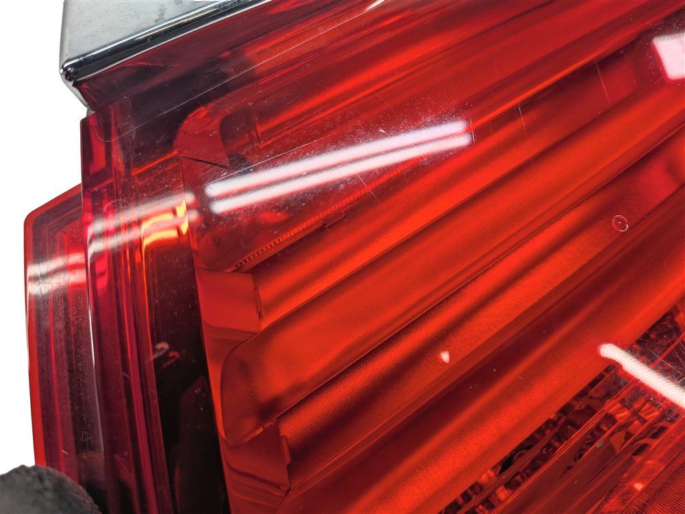 Thumbnail 7: 09-12 BMW 740i 750i 760i B7 F01 REAR RIGHT INNER TRUNK LID TAILLIGHT LIGHT LAMP