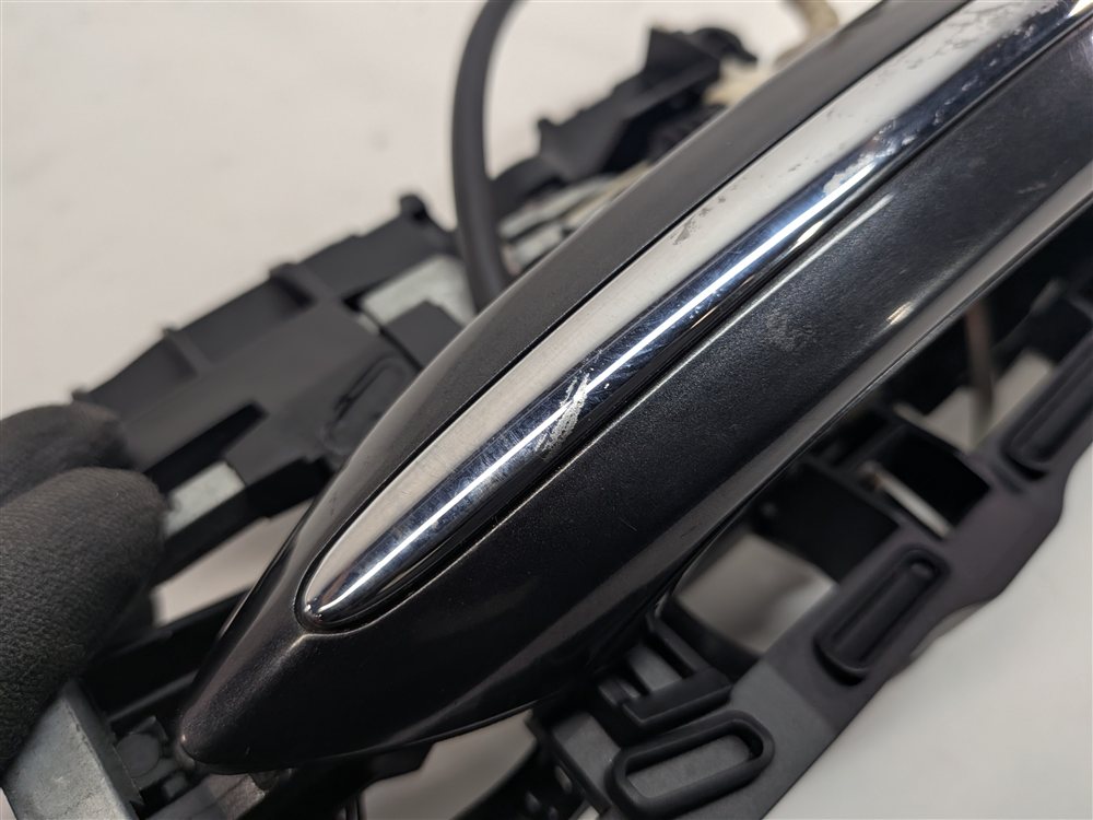 Thumbnail 8: 2009-2018 BMW 5 7 SERIES (F01 F02 F10) FRONT RIGHT COMFORT DOOR HANDLE (Gray)