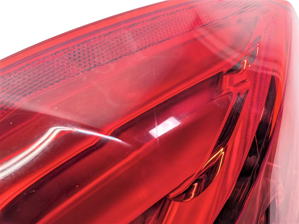 Thumbnail 9: 2009-2012 BMW 7 SERIES (F01) LEFT DRIVER REAR OUTER TAILLIGHT BRAKE LIGHT LAMP