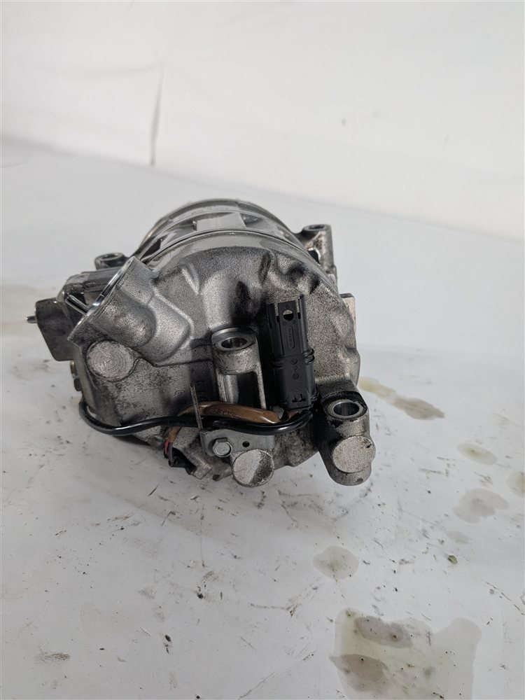 Thumbnail 8: 08-16 BMW 5 6 7 M6 M5 X5 X5M X6 X6M (E70 E71 F01 F06 F10) AC AIR COMPRESSOR PUMP
