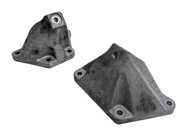 Thumbnail 2: 2016 BMW 650I F12 4.4L N63 LEFT/RIGHT ENGINE MOTOR MOUNT BRACKET SET/2