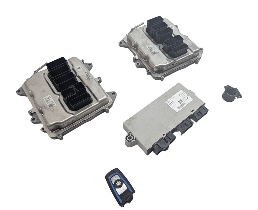 Thumbnail 1: 2016 BMW 650I CONVERTIBLE F12 4.4L N63 DME CAS4 IMMOBILIZER KEY MODULE SET