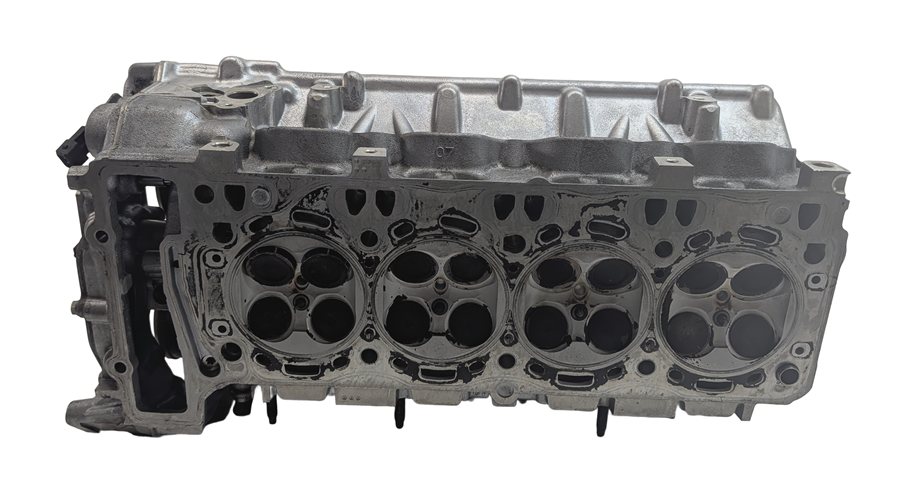 Thumbnail 2: 13-19 BMW 550i 650i 750i X5 X6 - 4.4L N63B TWIN TURBO ENGINE LEFT CYLINDER HEAD