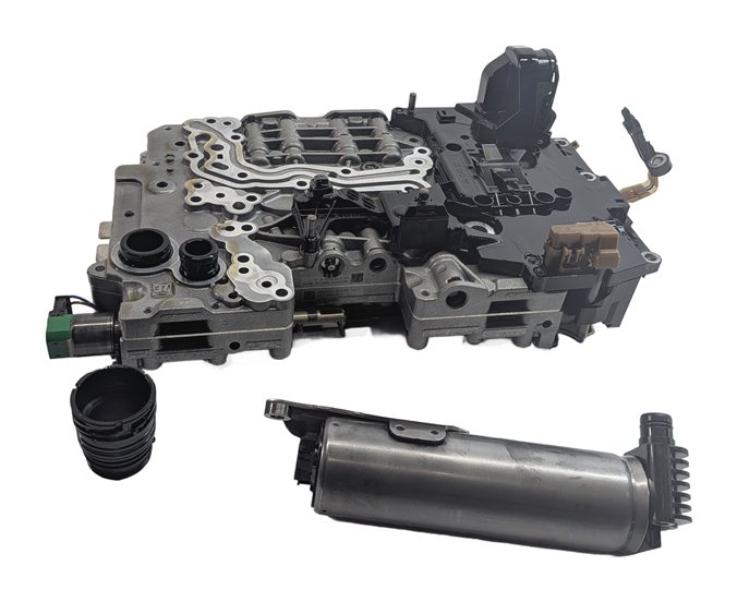 13-19 BMW 550i 650i 750i (F01 F02 F10) 8HP70 TRANSMISSION VALVE BODY MECHATRONIC
