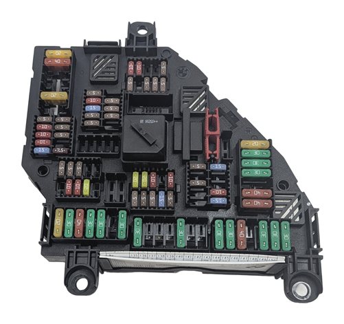 Thumbnail 2: 2016-2019 BMW 650i F12 F13 REAR POWER DISTRIBUTION FUSE BOX RELAY MODULE