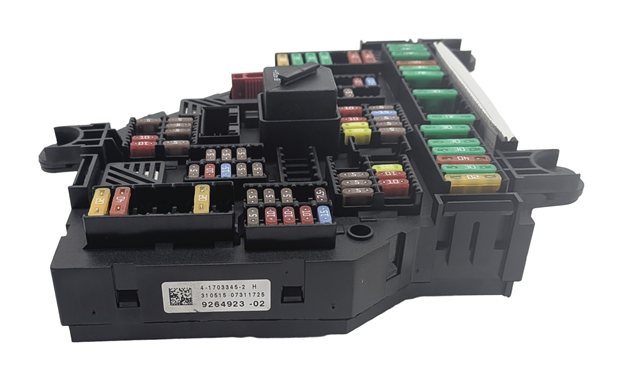 Thumbnail 3: 2016-2019 BMW 650i F12 F13 REAR POWER DISTRIBUTION FUSE BOX RELAY MODULE