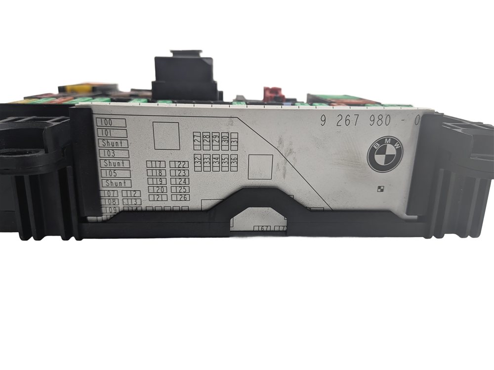 Thumbnail 7: 2016-2019 BMW 650i F12 F13 REAR POWER DISTRIBUTION FUSE BOX RELAY MODULE