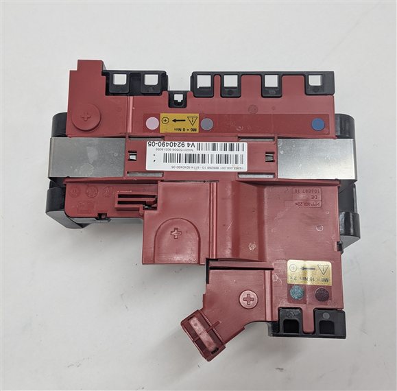 Thumbnail 3: 2016 BMW 650I CONVERTIBLE F12 4.4L POSITIVE BATTERY TERMINAL JUNCTION BOX