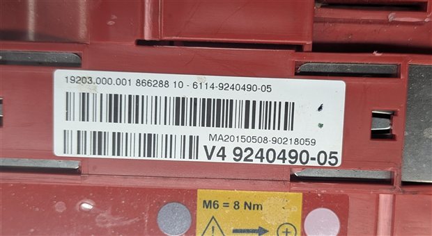 Thumbnail 6: 2016 BMW 650I CONVERTIBLE F12 4.4L POSITIVE BATTERY TERMINAL JUNCTION BOX