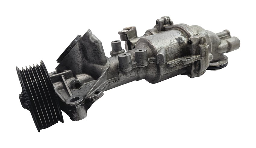 Thumbnail 4: 2017 MERCEDES C300 (W205) 2.0L (274.920) ENGINE WATER COOLANT PUMP w/ THERMOSTAT