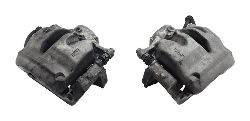 Thumbnail 3: 2015-2021 MERCEDES C300 E300 (W205 W213) FRONT LEFT & RIGHT BRAKE CALIPER SET