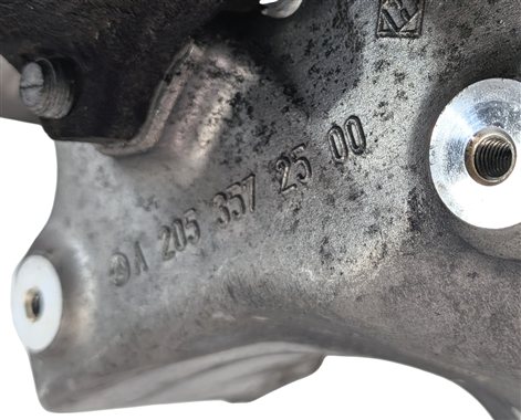 Thumbnail 7: 2015-2021 MERCEDES C300 C350 C400 (W205) SEDAN LEFT REAR SPINDLE KNUCKLE HUB