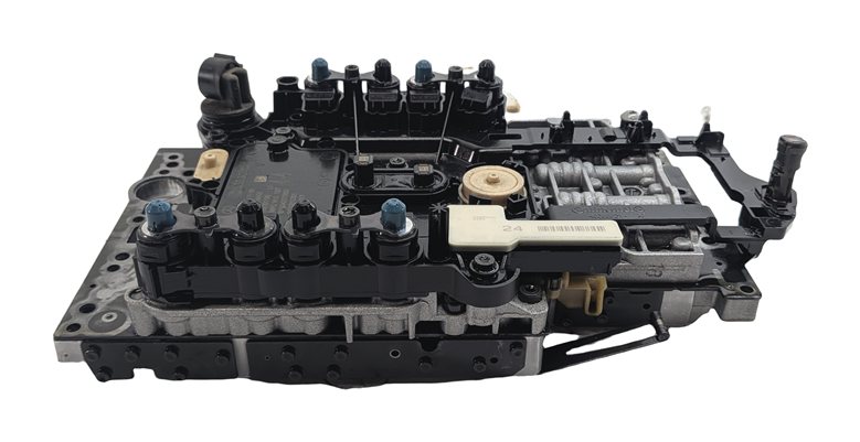 Thumbnail 2: 15-20 MERCEDES (W205 W212 W166 W222 X166) TRANSMISSION VALVE BODY w/CONDUCTOR