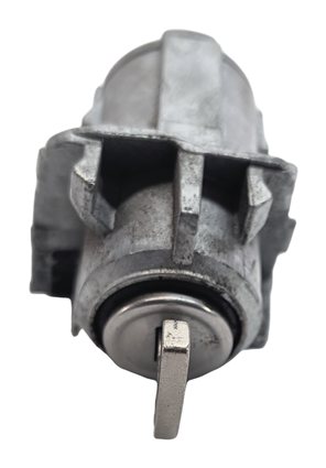 Thumbnail 5: 2017 MERCEDES C300 (W205) FRONT LEFT DRIVER DOOR LOCK CYLINDER TUMBLER w/ KEY
