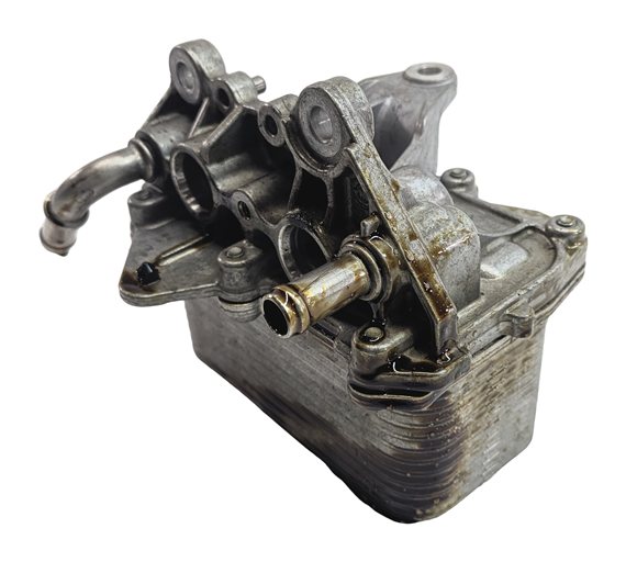 15-21 MERCEDES C300 C63 AMG GLC300 (W205 X253) ENGINE OIL COOLER HEAT EXCHANGER