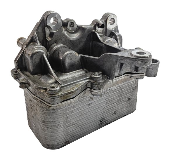 Thumbnail 4: 15-21 MERCEDES C300 C63 AMG GLC300 (W205 X253) ENGINE OIL COOLER HEAT EXCHANGER