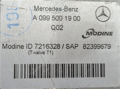 Thumbnail 6: 2015-2020 MERCEDES C300 GLC300 E300 (W205 X253) ENGINE OIL COOLER HEAT EXCHANGER