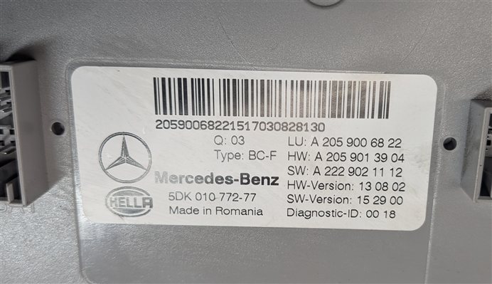 Thumbnail 5: 2016 MERCEDES C300 GLC300 C63 AMG (W205 X253) FRONT SAM MODULE RELAY FUSE BOX