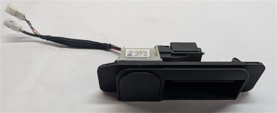 2017-2019 MERCEDES C300 C350 C43 C63 (W205) TRUNK HANDLE w/ REARVIEW CAMERA