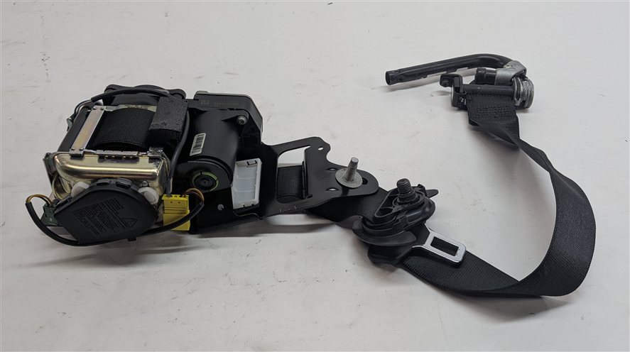 Thumbnail 2: 15-19 MERCEDES C GLC CLASS (W205 X253) RIGHT FRONT SEATBELT RETRACTOR (Black)