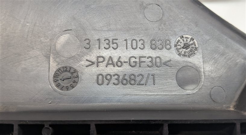 Thumbnail 7: 15-21 MERCEDES C300 C400 W205 ELECTRIC RADIATOR COOLING FAN MOTOR BLADE & SHROUD