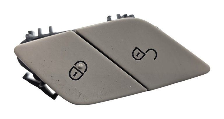 2017 MERCEDES C300 (W205) DOOR LOCK UNLOCK CONTROL SWITCH PANEL