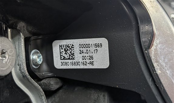 Thumbnail 7: 17-18 C300 C63 AMG W205 HEATED LEATHER STEERING WHEEL LANE KEEP (Black)