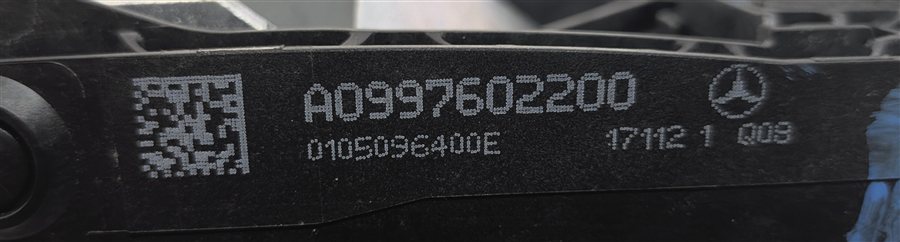 Thumbnail 6: 15-17 MERCEDES C S CLASS (W205 W222) FRONT RIGHT KEYLESS GO DOOR HANDLE (White)