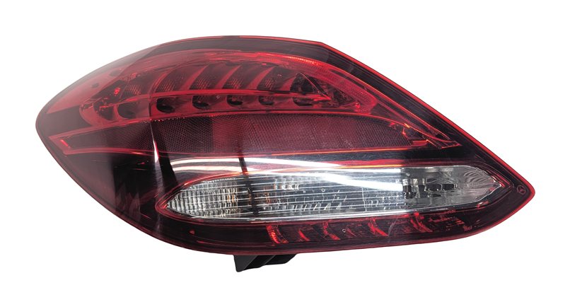 15-17 MERCEDES C-CLASS (W205) REAR LEFT INCANDESCENT TAILLIGHT BRAKE LIGHT LAMP