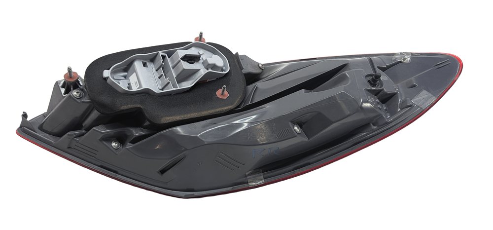 Thumbnail 4: 15-17 MERCEDES C-CLASS (W205) REAR RIGHT INCANDESCENT TAILLIGHT BRAKE LIGHT LAMP