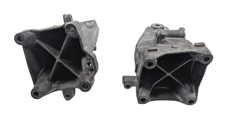 Thumbnail 4: 2017 MERCEDES C300 (W205) 2.0L (274.920) ENGINE LEFT & RIGHT MOTOR MOUNT SET/2