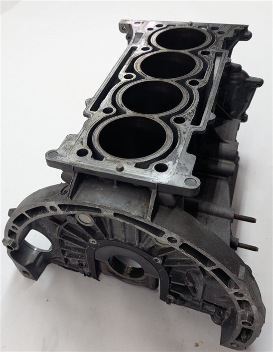 Thumbnail 2: 2016-2017 MERCEDES C300 (W205) 2.0L M274 4MATIC ENGINE BARE CYLINDER BLOCK