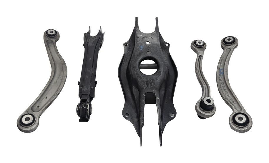 2017 MERCEDES C300 (W205) REAR LEFT DRIVER SUSPENSION CONTROL ARM SET/5