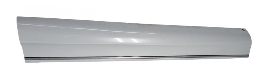 Thumbnail 2: 10-15 AUDI Q7 FRONT LEFT DRIVER LOWER DOOR TRIM MOULDING (w/out SLINE) (White)