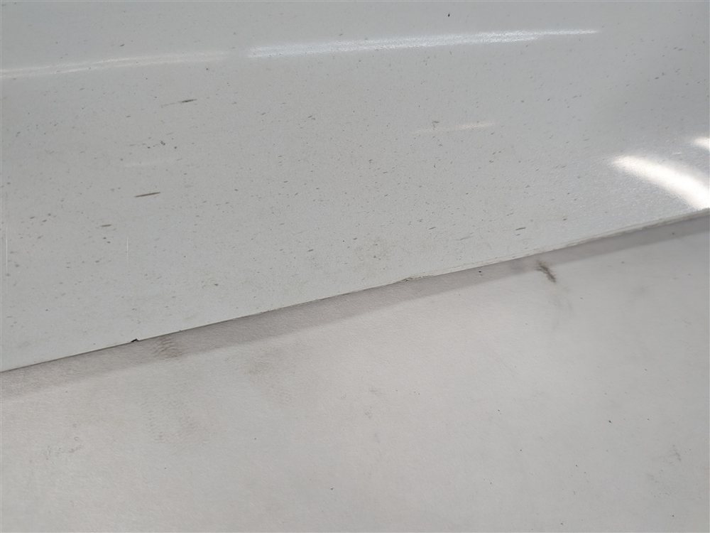 Thumbnail 9: 2010-2015 AUDI Q7 REAR LEFT LOWER DOOR TRIM MOULDING (w/out SLINE) (White)