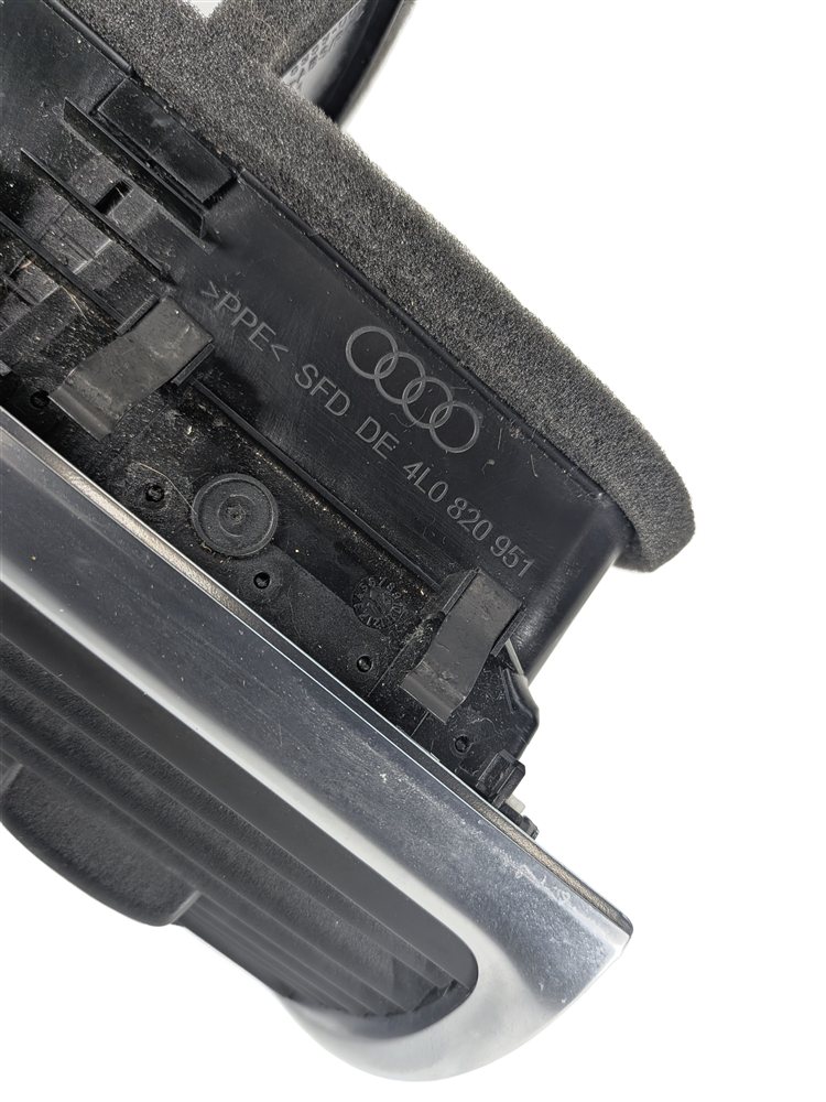 Thumbnail 10: 2015 AUDI Q7 (4L) CENTER DASH HEAT AIR AC HVAC VENT (Black)