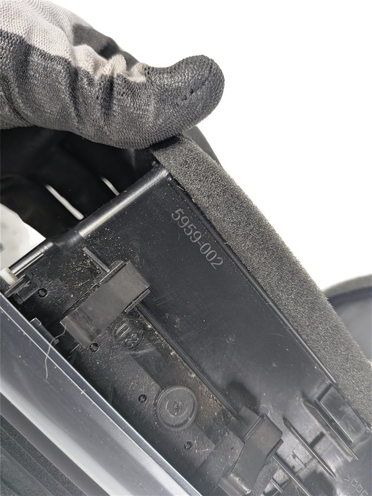 Thumbnail 11: 2015 AUDI Q7 (4L) CENTER DASH HEAT AIR AC HVAC VENT (Black)