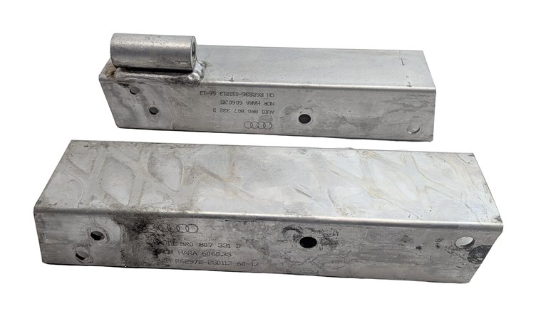 Thumbnail 2: 09-17 AUDI Q5 SQ5 (B8) REAR BUMPER CRASH IMPACT REINCFORCEMENT BAR BRACKET SET/2