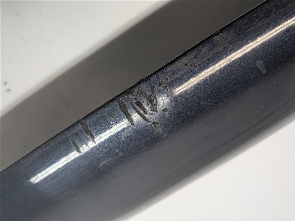 Thumbnail 5: 13-17 AUDI Q5 B8 8R FRONT LEFT DRIVER LOWER DOOR MOULDING TRIM PANEL (Blue)
