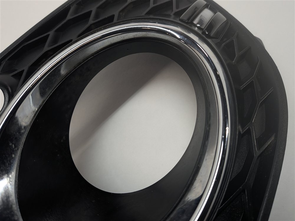 Thumbnail 10: 2013-2016 AUDI Q5 (B8 8R) FRONT RIGHT PASSENGER LOWER BUMPER FOGLIGHT LAMP TRIM