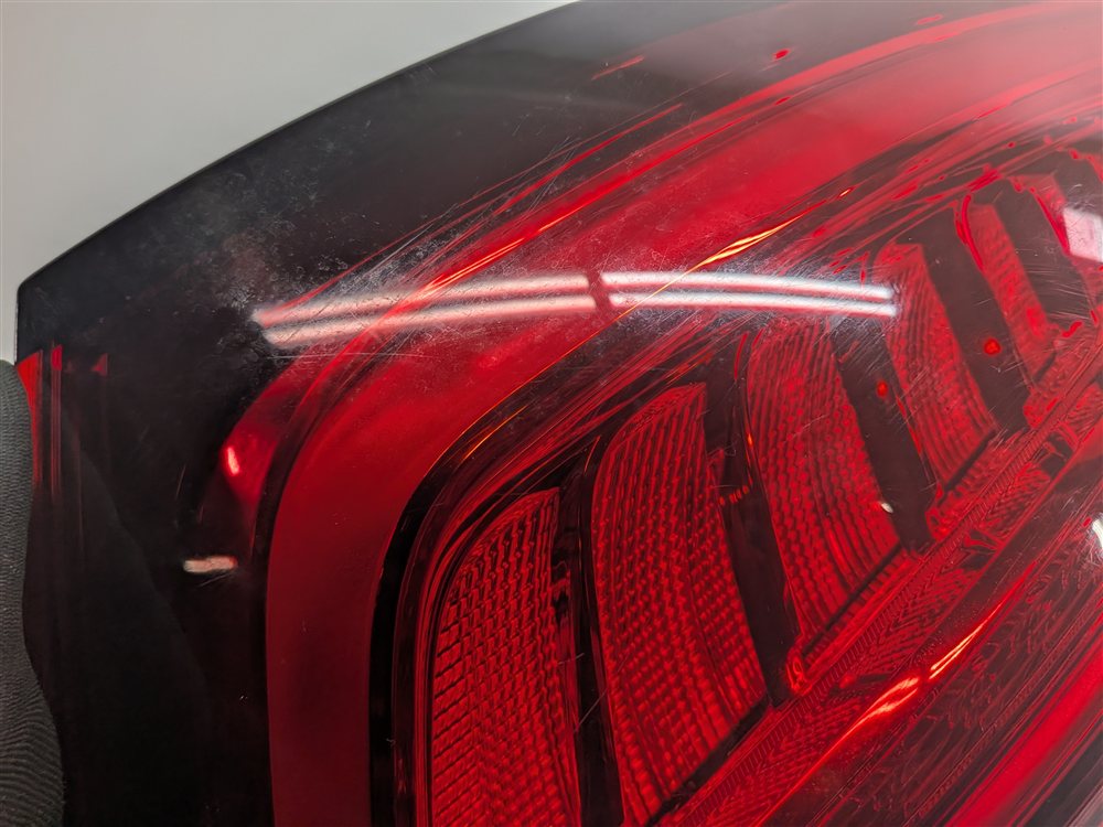 Thumbnail 8: 2013-2017 AUDI Q5 SQ5 (B8 8R) RIGHT PASSENGER TAILLIGHT BRAKE LIGHT LAMP (LED)
