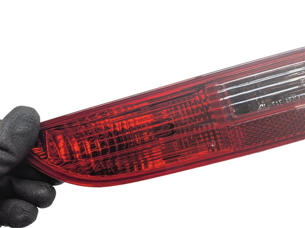 Thumbnail 7: 09-17 AUDI Q5 SQ5 (8R) RIGHT PASSENGER REAR BUMPER LOWER TAILLIGHT LIGHT LAMP