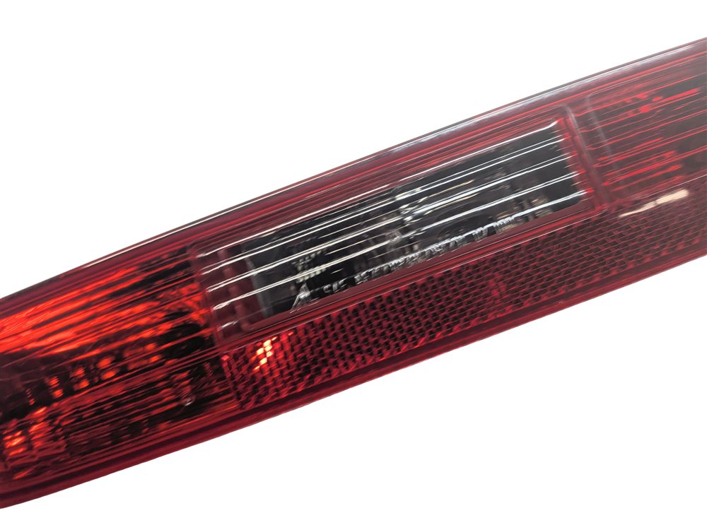Thumbnail 8: 09-17 AUDI Q5 SQ5 (8R) RIGHT PASSENGER REAR BUMPER LOWER TAILLIGHT LIGHT LAMP
