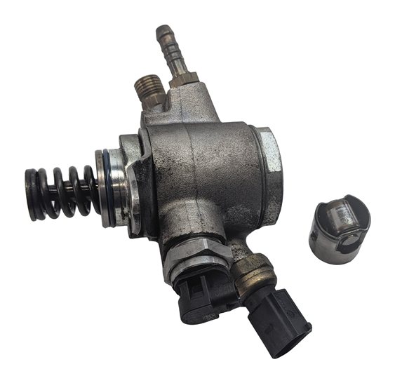 12-17 AUDI A6 A7 A8 Q5 Q7 S4 S5 (B8 8K 8T C7 4L) 3.0L HIGH PRESSURE FUEL PUMP