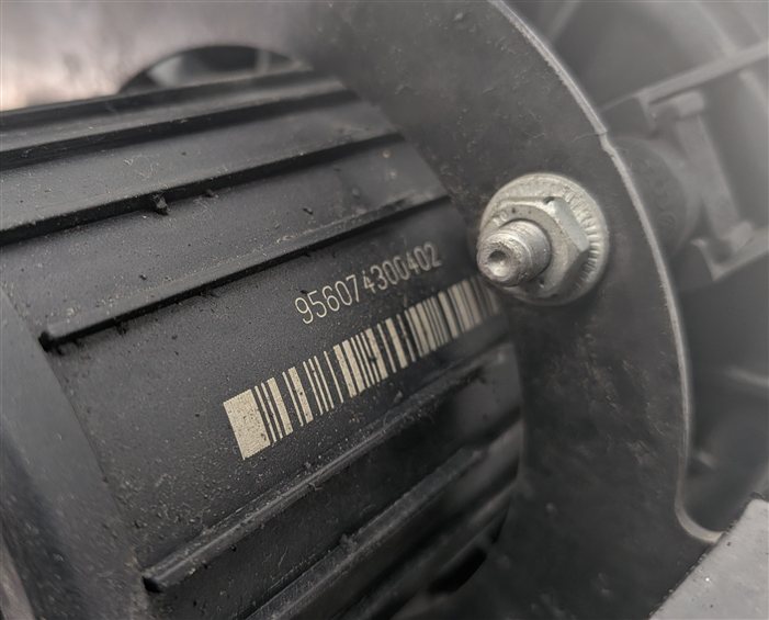 Thumbnail 7: 2013 AUDI Q5 (B8 8R) 3.0L SUPER (CTUC) ENGINE SECONDARY AIR INJECTION PUMP