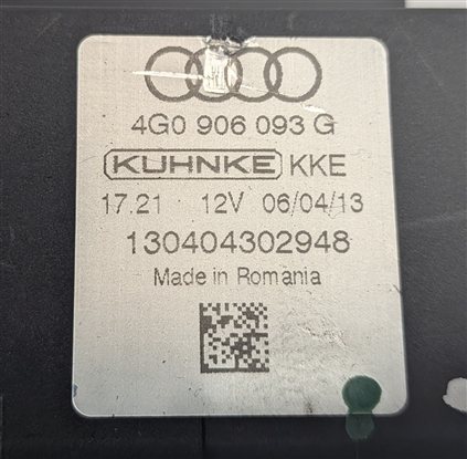 Thumbnail 5: 2013 AUDI Q5 (B8 8R) ELECTRONIC FUEL PUMP RELAY CONTROL MODULE COMPUTER