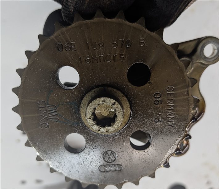 Thumbnail 6: 2013 AUDI Q5 (B8 8R) 3.0L SUPER (CTUC) ENGINE OIL PUMP w/DRIVE GEAR SPROCKET