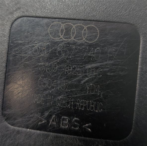 Thumbnail 6: 2013 AUDI Q5 (B8 8R) REAR LEFT CENTER RIGHT SEAT SEATBELT BUCKLE RECEIVER SET/3