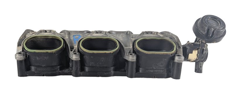 Thumbnail 2: 12-17 AUDI A6 A7 Q5 S5 SQ5 (C7 4G8 B8 8T 8R) RIGHT INTAKE MANIFOLD DIFFUSER RAIL